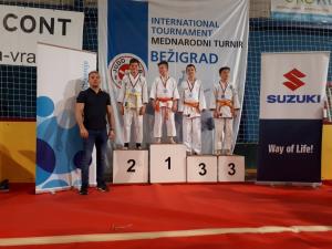 55780706_2551345924879488_5401348479152816128_o