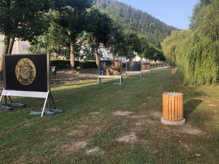 Razstava v parku ob Savi