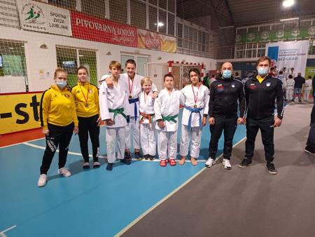 256595242_295678989228429_4274381128930581578_n