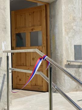 7E9B0DAF-6C0D-4BAE-A6B4-DBA7FED6C143