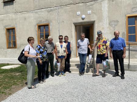 D0926C6F-8A11-4475-ACED-8F7E9F986537