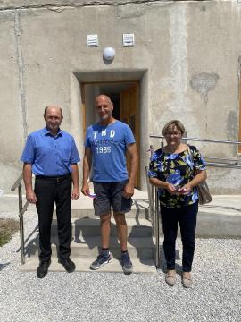 D587896B-75D0-4DF5-8799-A802DB842BC8