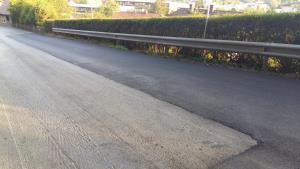 Lokalna cesta Litija - Šmartno, na odseku Frtica.