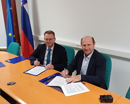 župan Franci Rokavec na podpisu dogovora