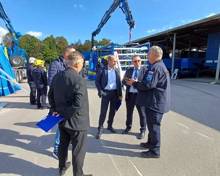 župan med pogovorom